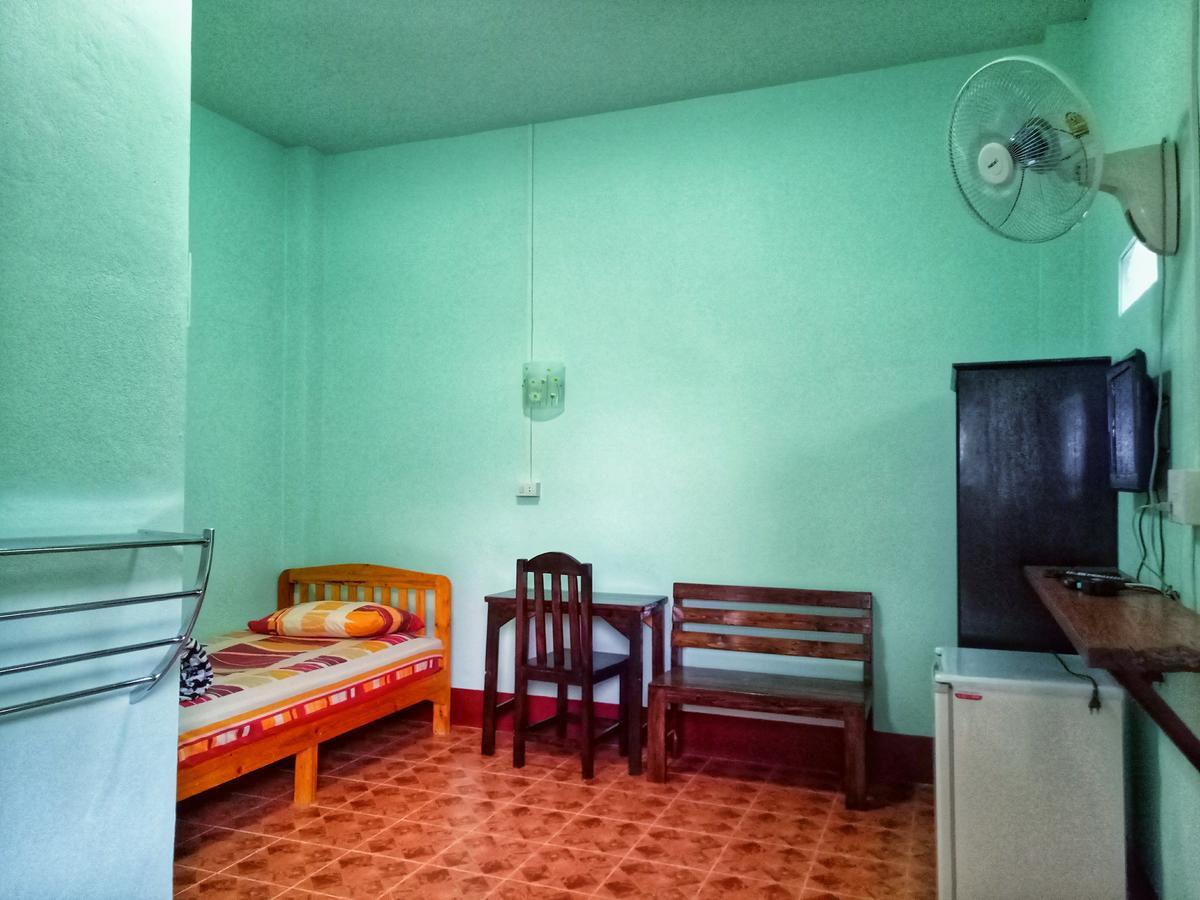 Jaisabai Homestay Mae Ai Exterior photo